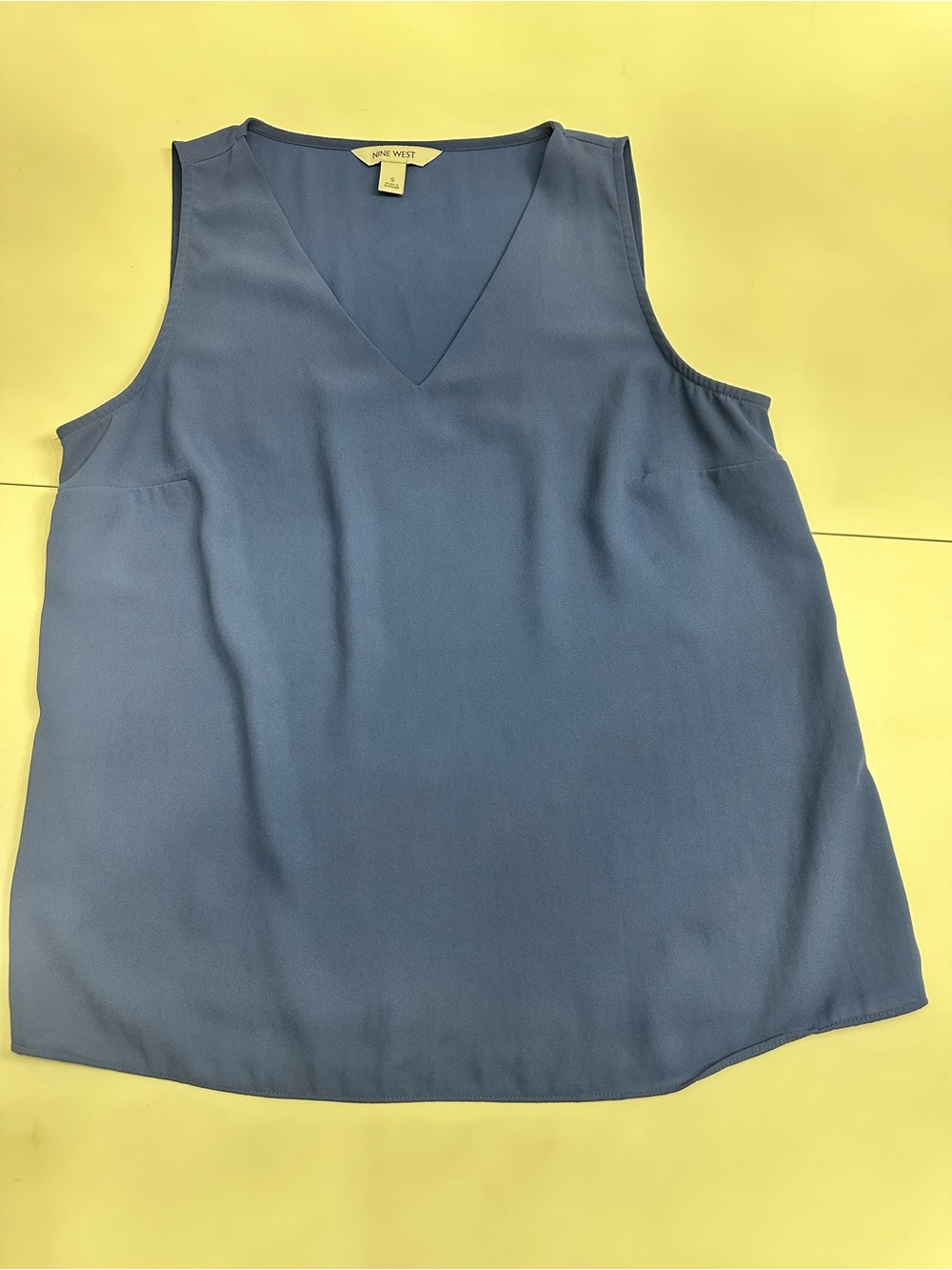 Nine West Blue V-Neck Sleeveless Blouse